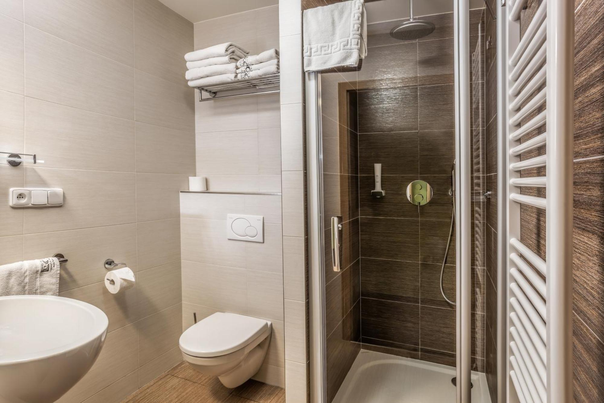 Hotel Lidovy Dum Bzenec Luaran gambar
